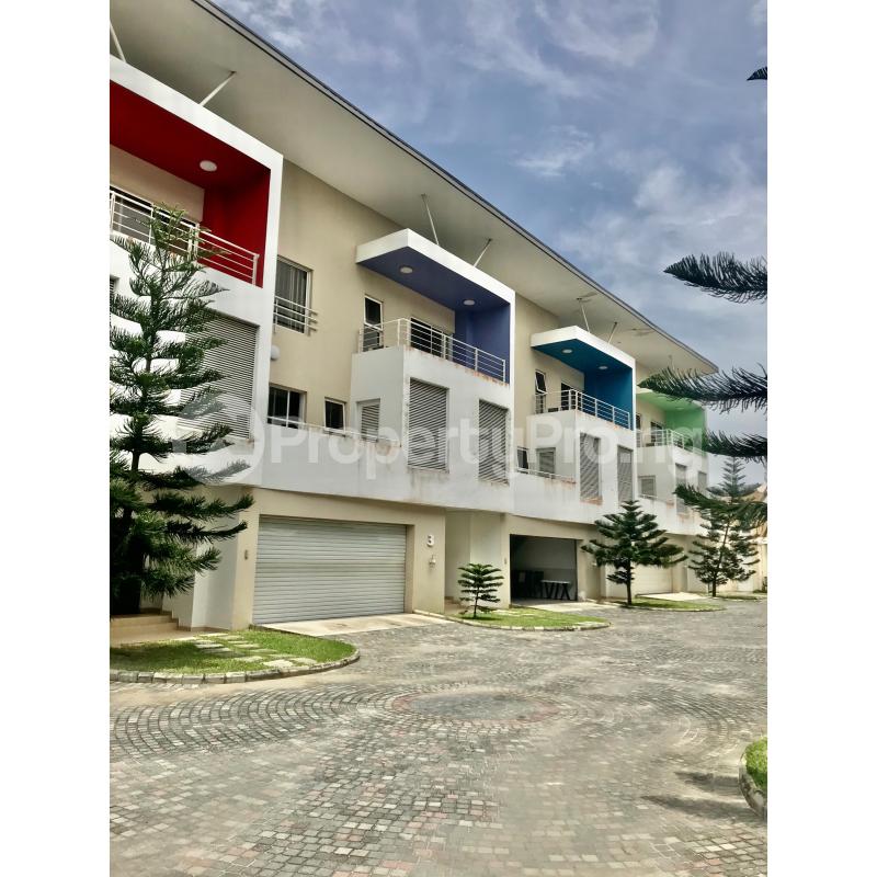 4 bedroom House for rent Ikate Lekki Lagos