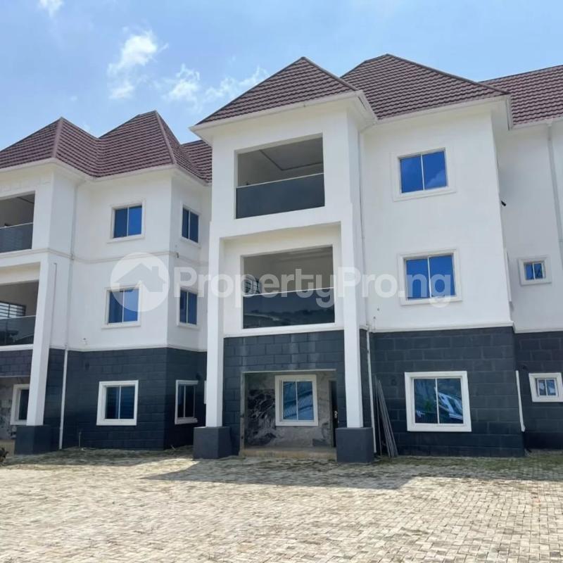 4 bedroom House for sale Dawaki Abuja