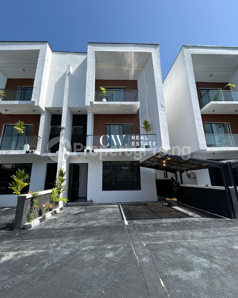 4 bedroom House for sale Lekki Lagos