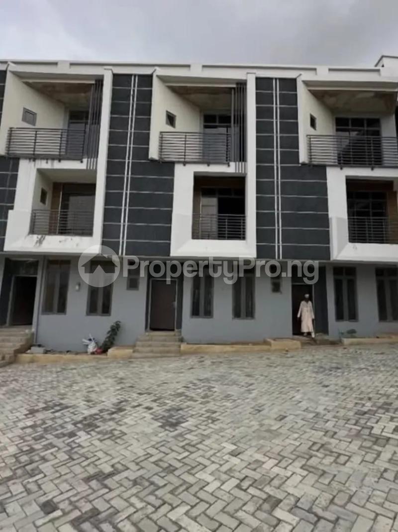 4 bedroom House for sale Life Camp Abuja