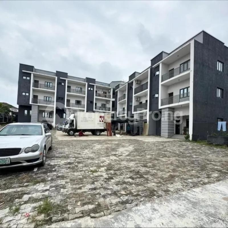 4 bedroom House for sale Life Camp Abuja