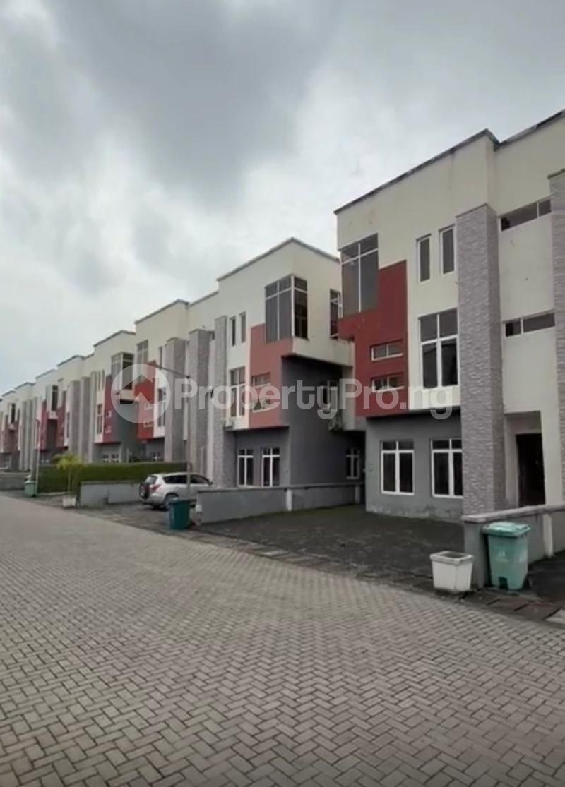 4 bedroom House for sale Osapa london Lekki Lagos