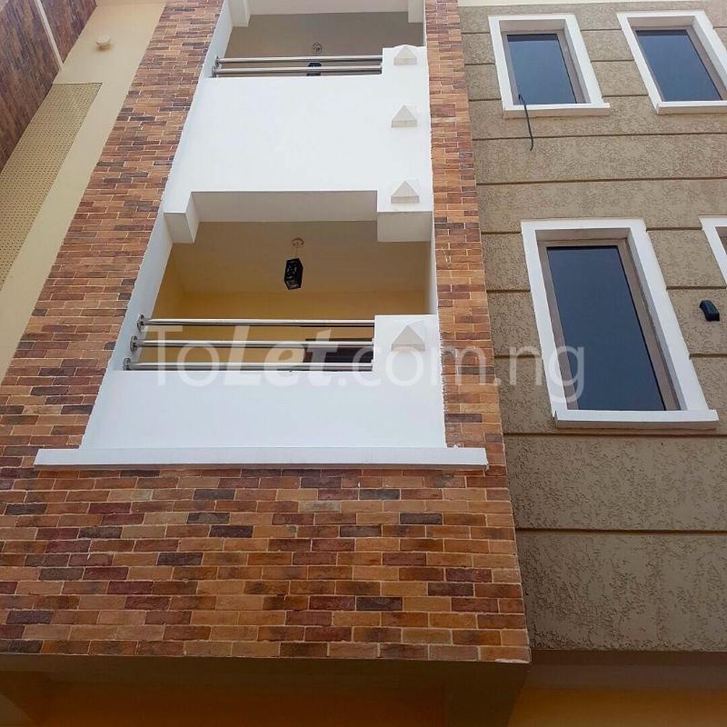 4 bedroom House for rent Off Admiralty Lekki Phase 1 Lekki Lagos