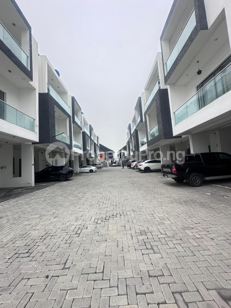 4 bedroom House for rent Orchid Lekki Lagos