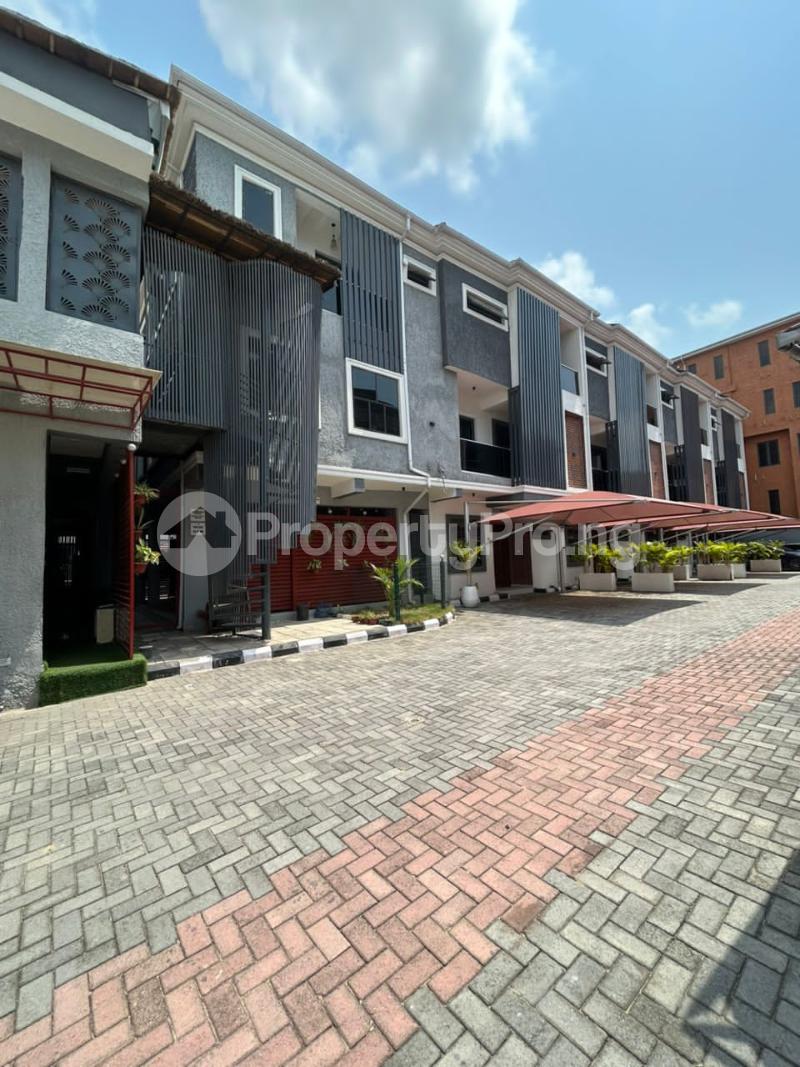 4 bedroom House for sale Ikate Lekki Lagos