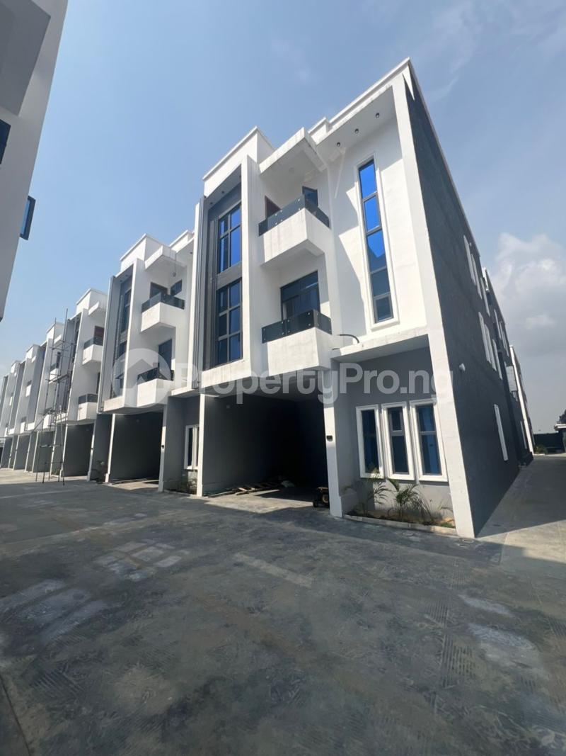 4 bedroom House for sale Ikate Lekki Lagos