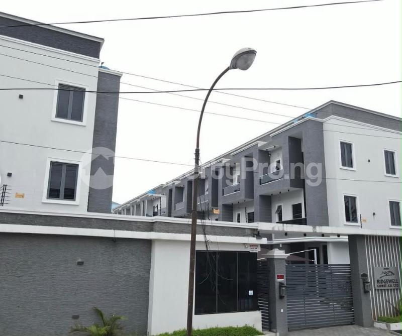 4 bedroom House for rent ONIRU Victoria Island Lagos