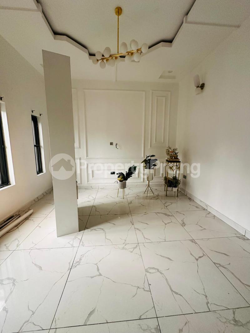 4 bedroom House for sale Gbagada Lagos