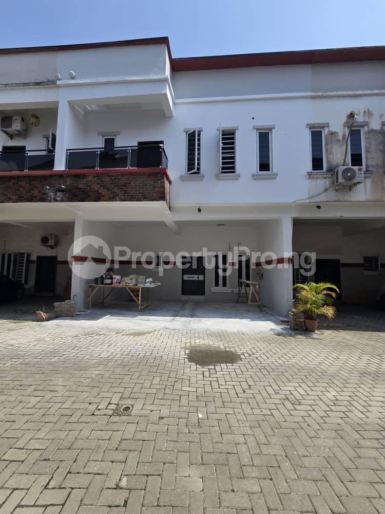 4 bedroom House for sale Van Daniel Estate, Orchid Road Lekki Lagos