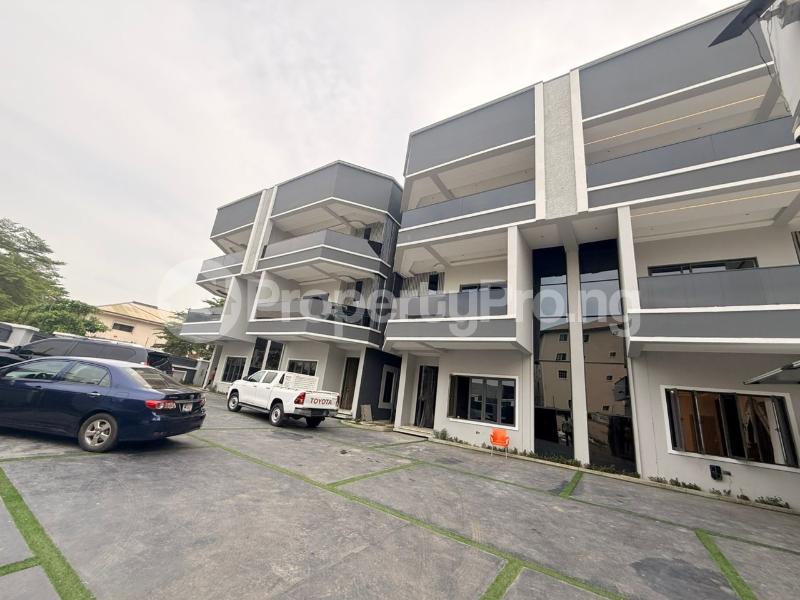 4 bedroom House for sale Utako Abuja