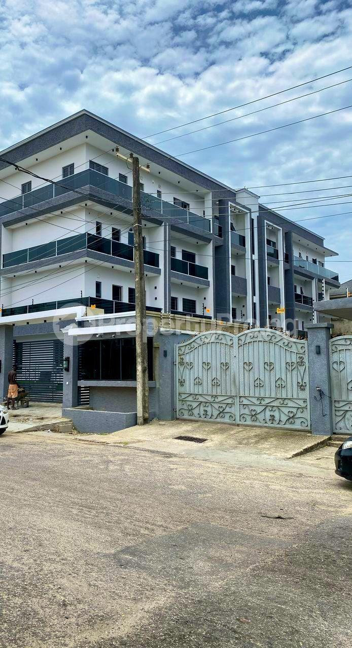 4 bedroom House for sale ONIRU Victoria Island Lagos