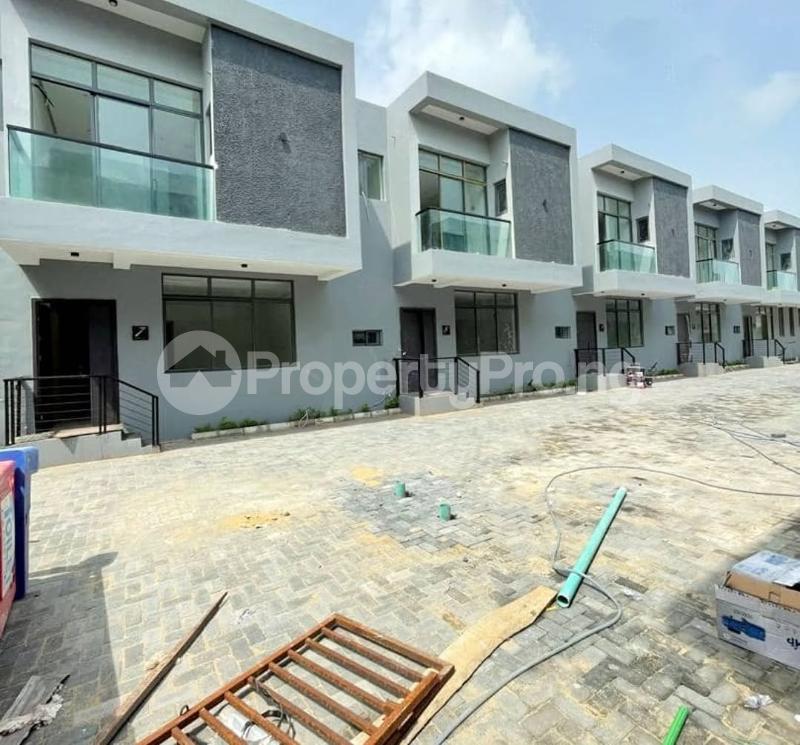 4 bedroom House for rent New Road Lekki Lagos