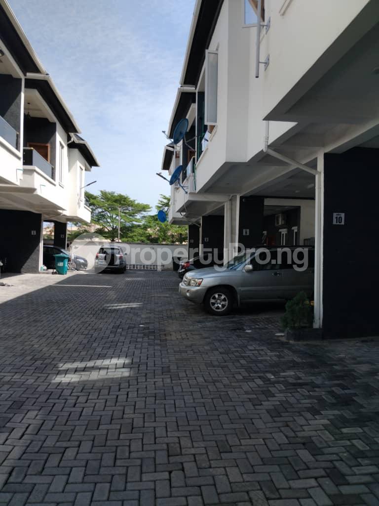 4 bedroom House for sale Off Mobil Road Ilaje Ajah Lagos - 1