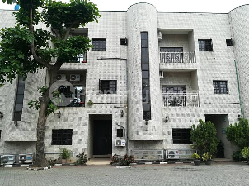 4 bedroom Commercial Property for rent Oduduwa Crescent Ikeja GRA Ikeja Lagos