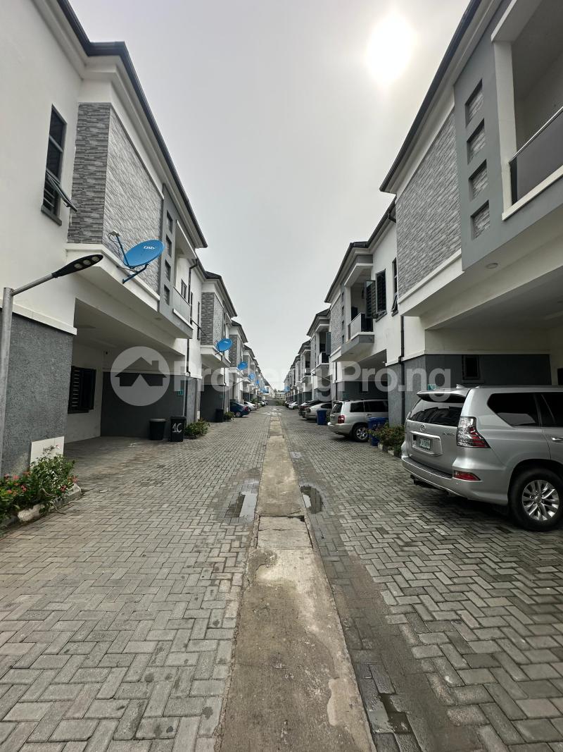 4 bedroom House for rent Orchid Lekki Lagos
