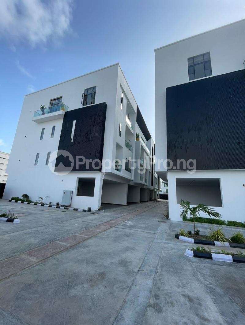 4 bedroom House for rent Very Spacious 4 Bedroom Terrace Duplex With Children’s Playground For Rent Ikate Lekki Lagos