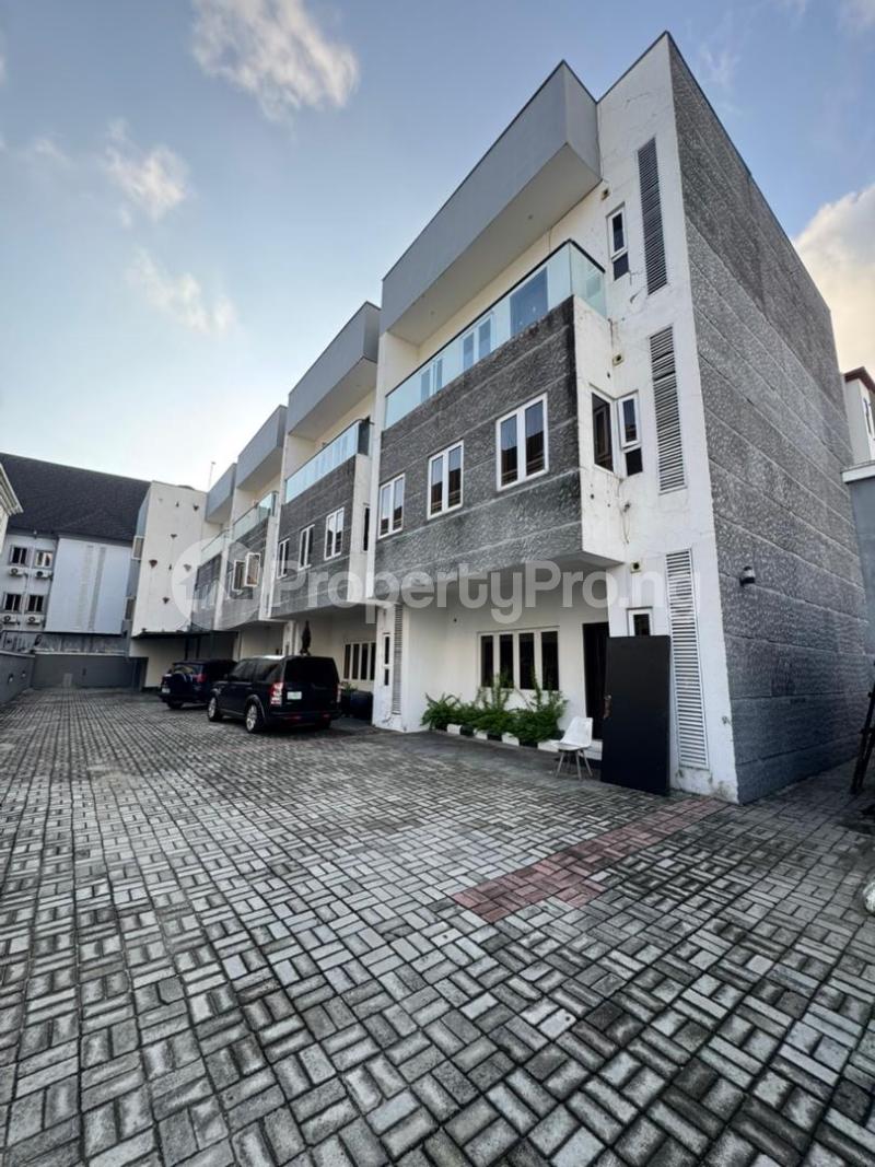 4 bedroom House for rent Ikate Lekki Lagos