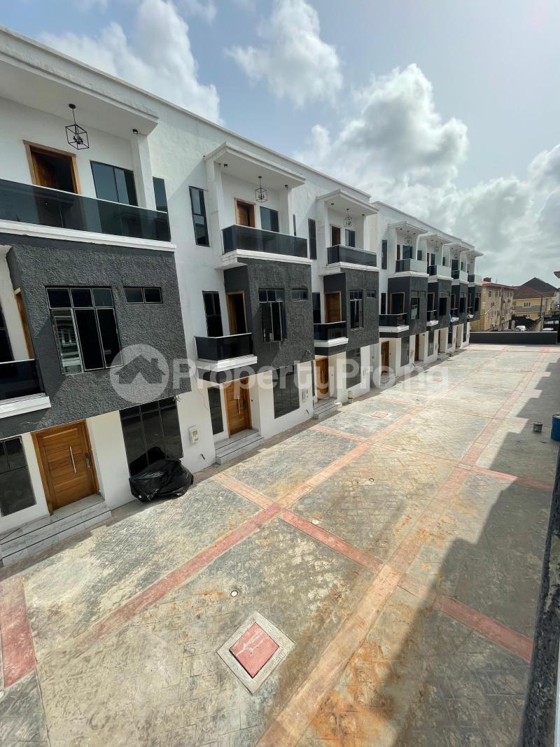 4 bedroom House for rent Chevyview Estate Chevron Lekki Lagos