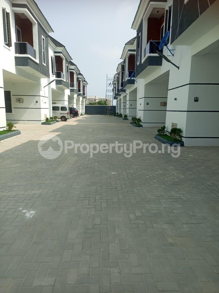 4 bedroom House for rent Mobil Road Ajah Lagos