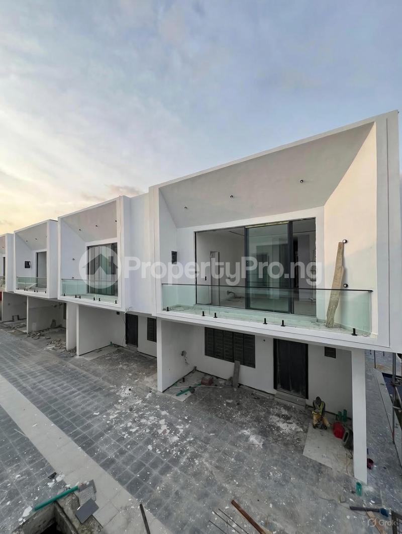 4 bedroom House for sale Ikota Lekki Lagos