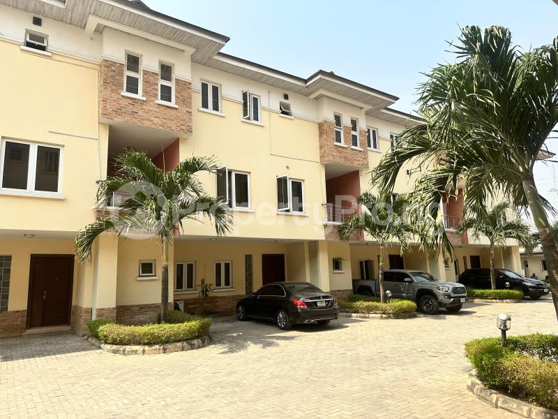 4 bedroom House for rent chevron Lekki Lagos