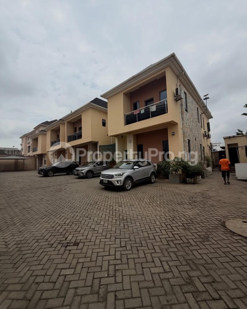 4 bedroom House for rent Jahi Abuja
