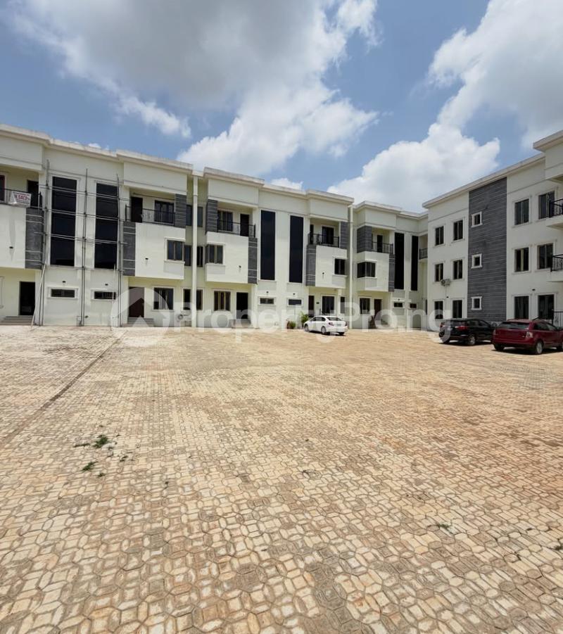 4 bedroom House for rent Life Camp Abuja