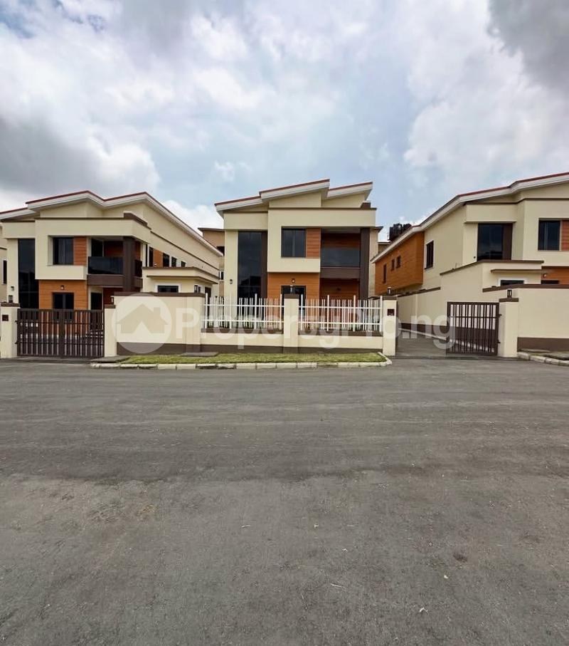 4 bedroom House for sale Life Camp Abuja