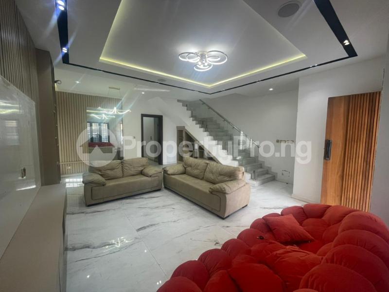 4 bedroom House for rent Ocean Breeze Estate Ologolo Lekki Lagos