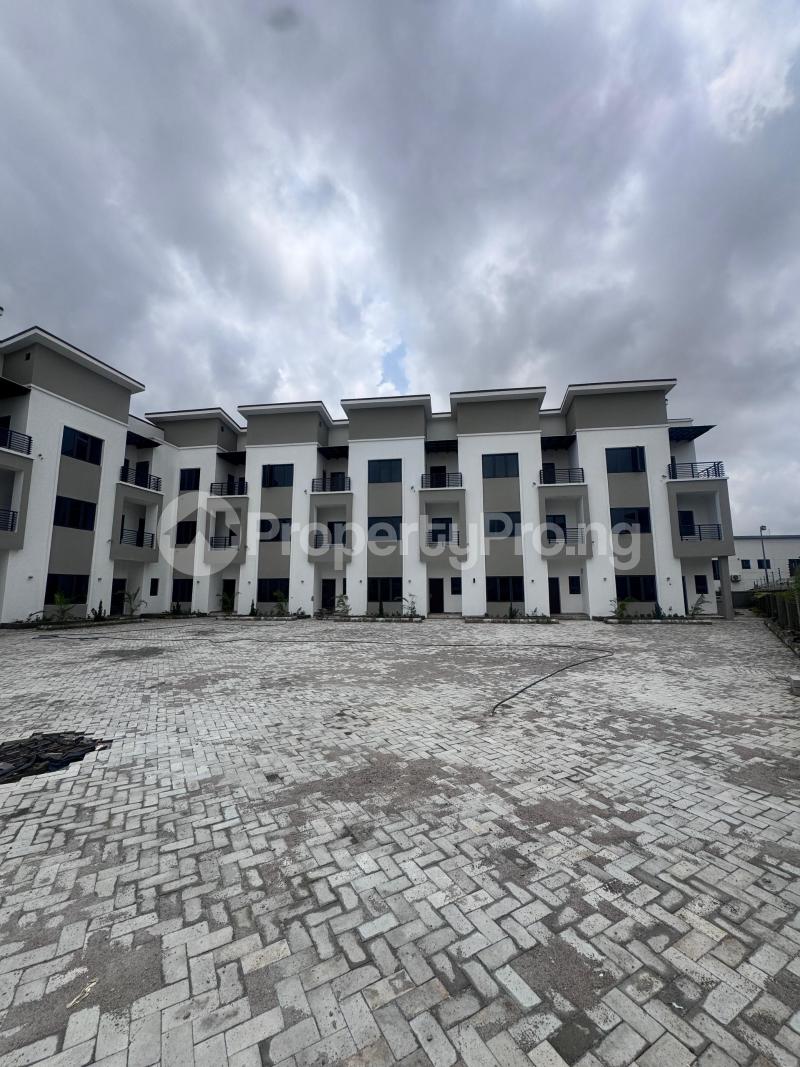 4 bedroom House for sale Jahi Abuja
