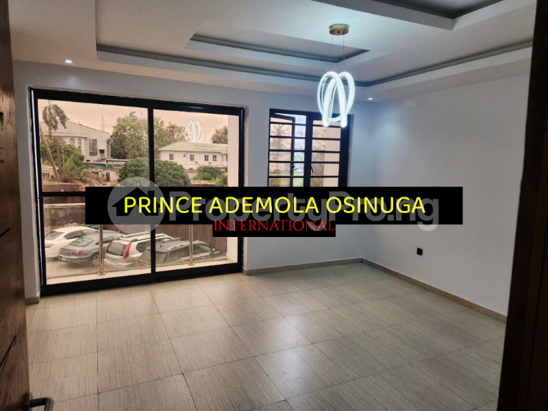 4 bedroom House for sale Off Awolowo Road , Ikoyi S.W Ikoyi Lagos