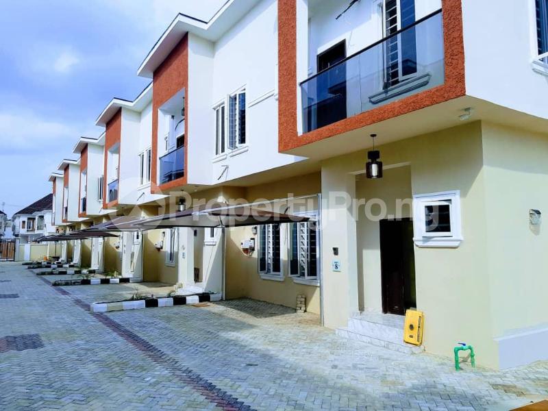 4 bedroom House for rent Orchidn Road chevron Lekki Lagos