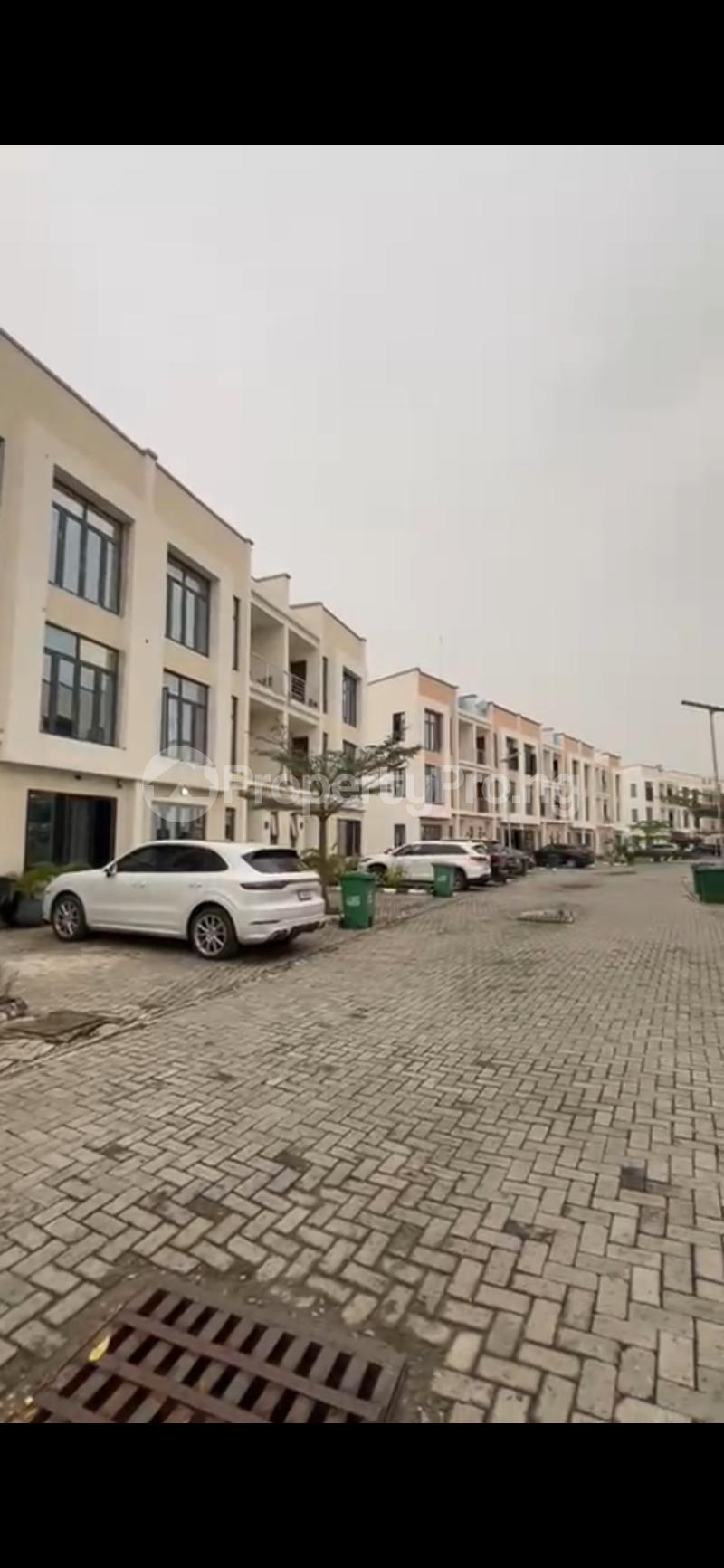 4 bedroom House for rent Ikate Lekki Lagos