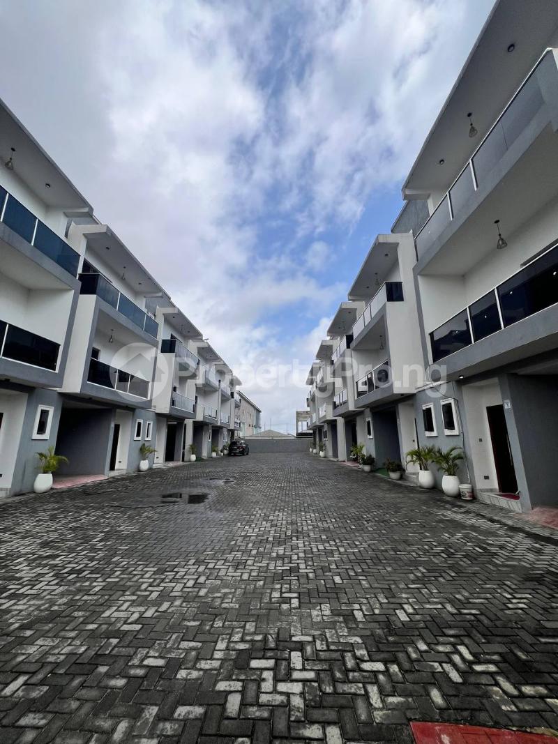 4 bedroom House for sale Ilasan Lekki Lagos