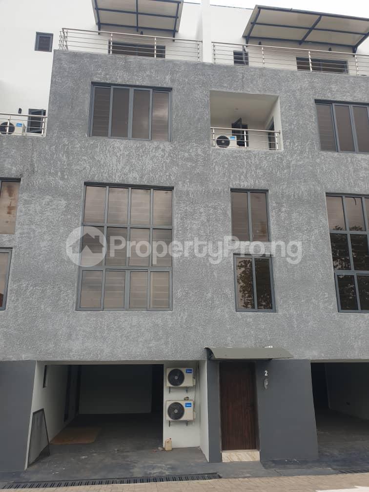 4 bedroom House for sale Oduduwa Way Ikeja Lagos
