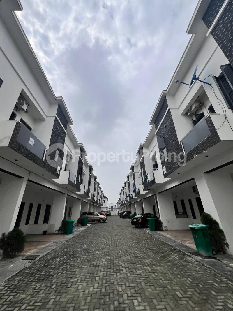 4 bedroom House for sale orchid Lekki Lagos