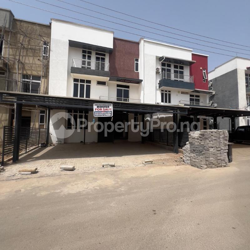 4 bedroom House for sale Dantata Estate Gwarinpa Abuja