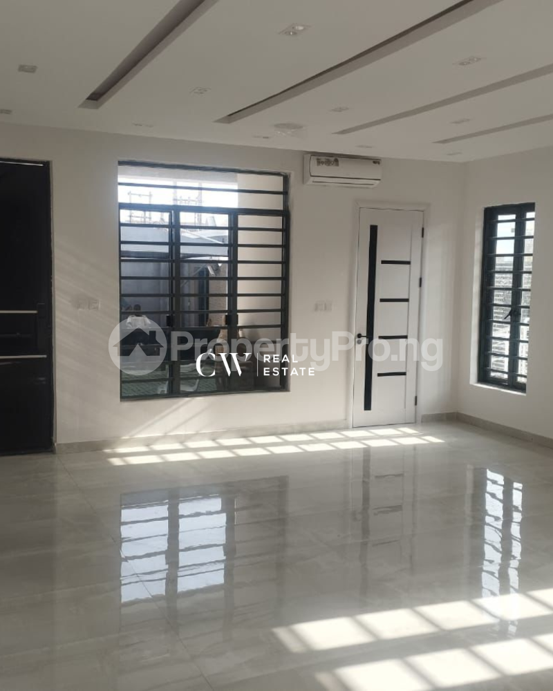 4 bedroom House for rent ONIRU Victoria Island Lagos