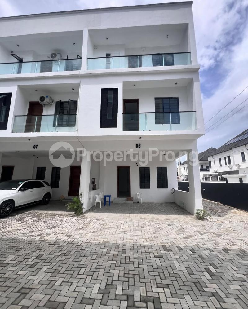 4 bedroom House for sale Orchid Lekki Lagos