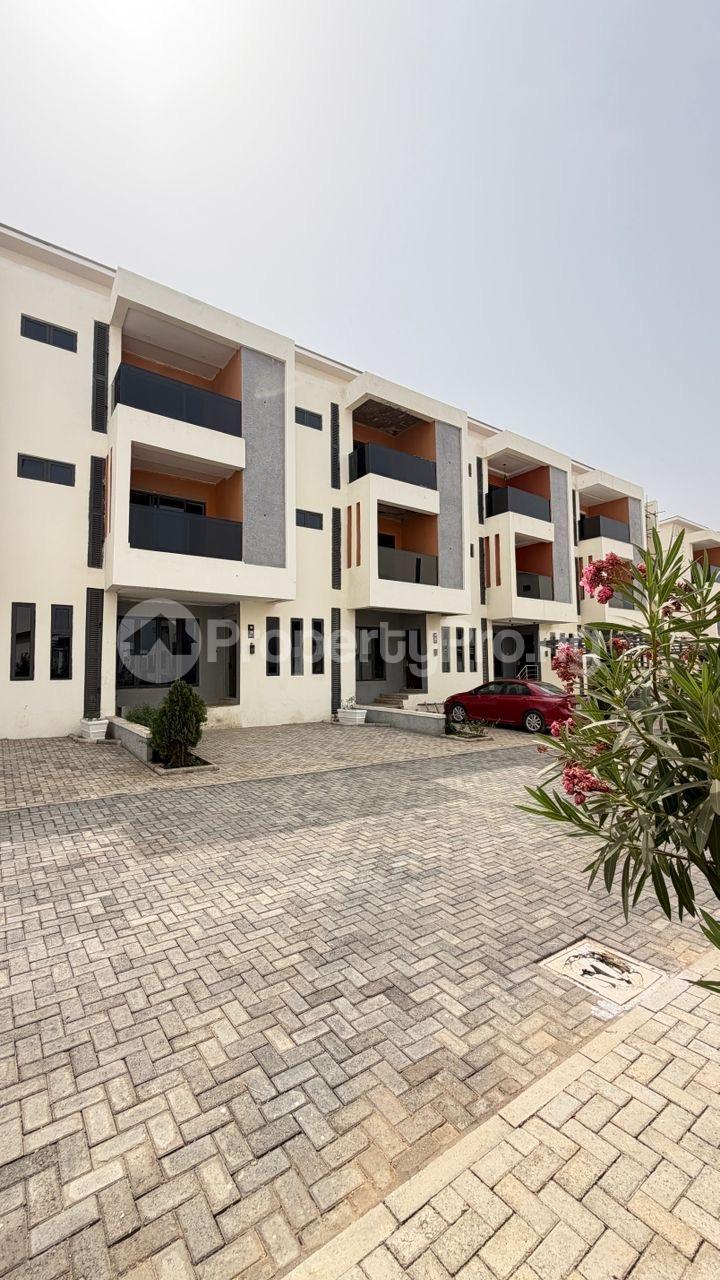 4 bedroom House for sale Life Camp Abuja
