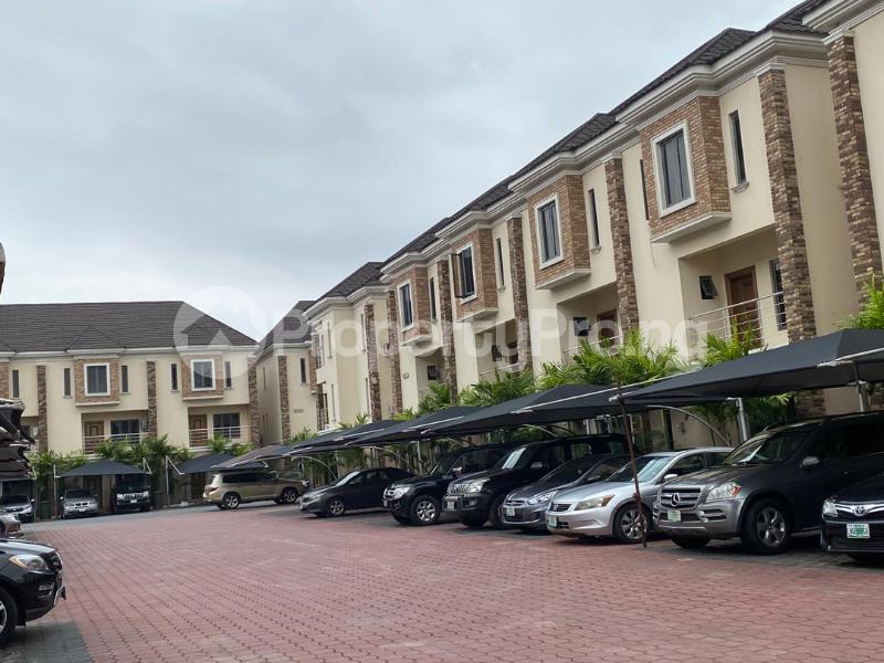 4 bedroom House for sale Off Kunsela Road Ikate Lekki Lagos