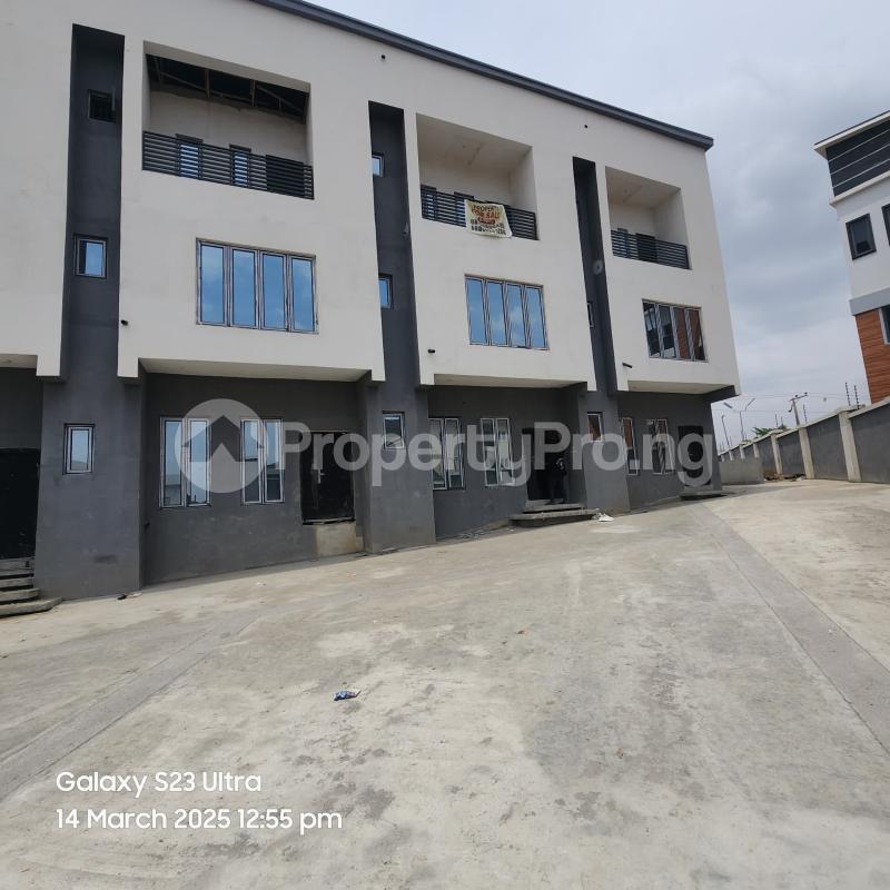 4 bedroom House for sale Gilmour Jahi Abuja