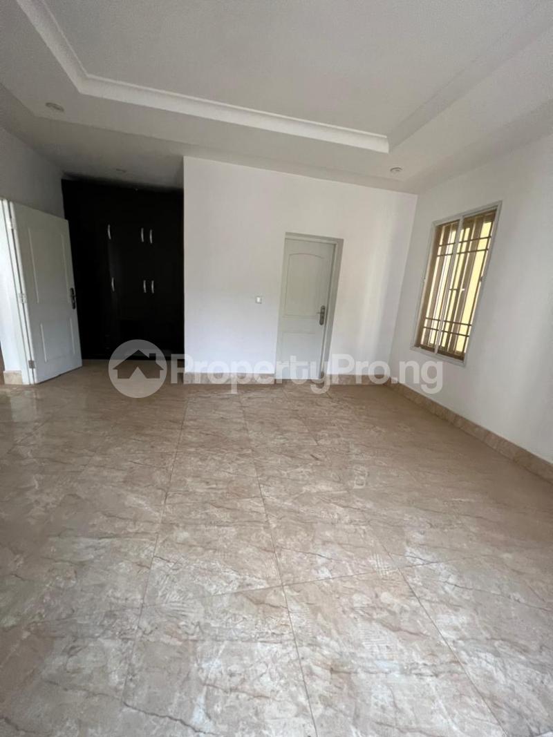 4 bedroom House for sale Guzape Abuja