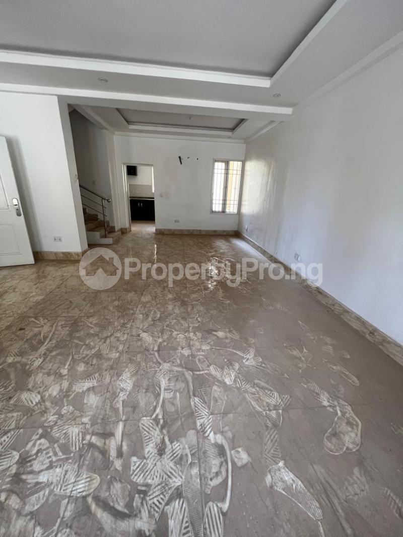 4 bedroom House for sale Guzape Abuja