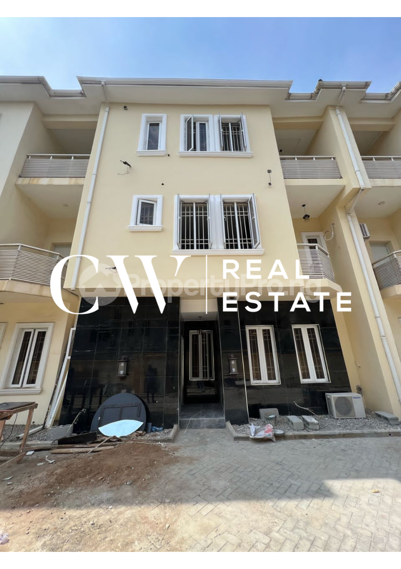 4 bedroom House for sale Guzape Abuja