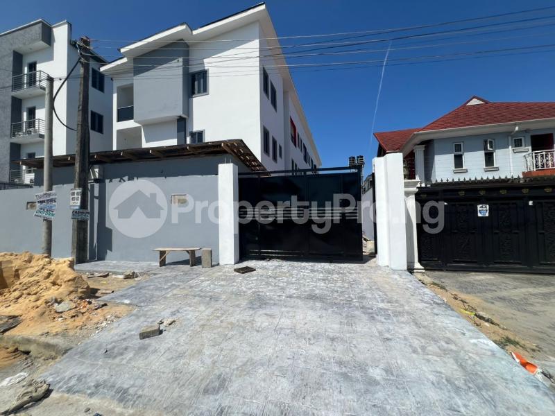 4 bedroom House for sale Dr Howard Edafe Street,salem Along Lekki Expressway Lekki Lagos