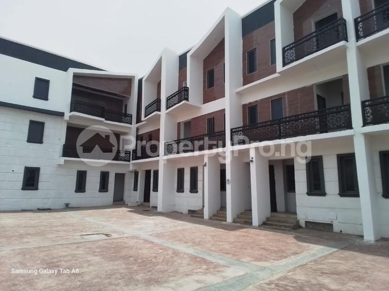 4 bedroom House for sale Near Cubana House And Guzape Mosque Guzape Abuja