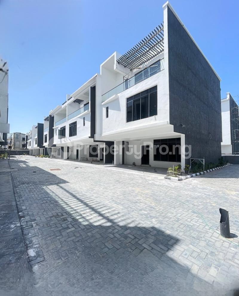 4 bedroom House for sale Lekki Lagos