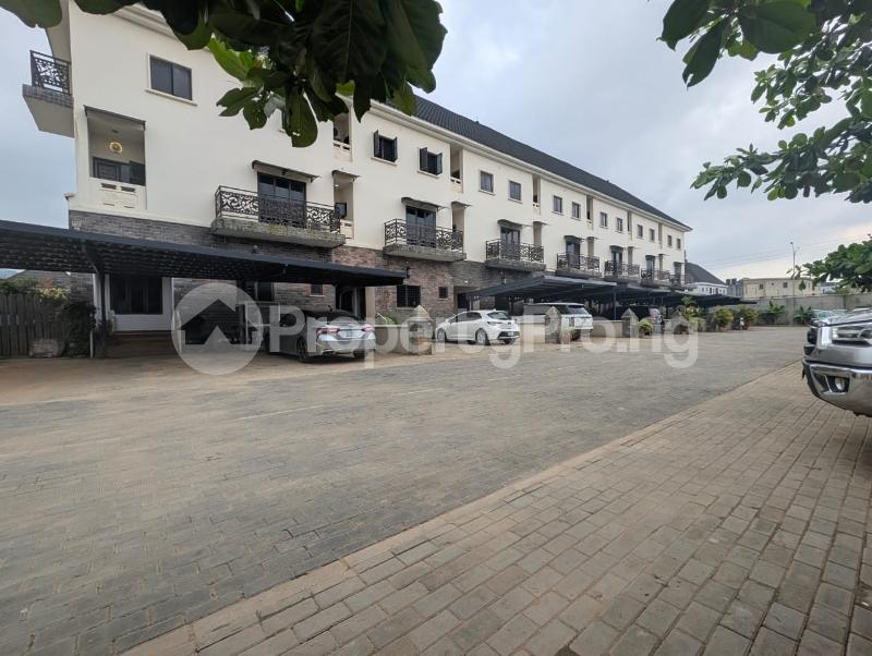 4 bedroom House for sale Jahi Jahi Abuja