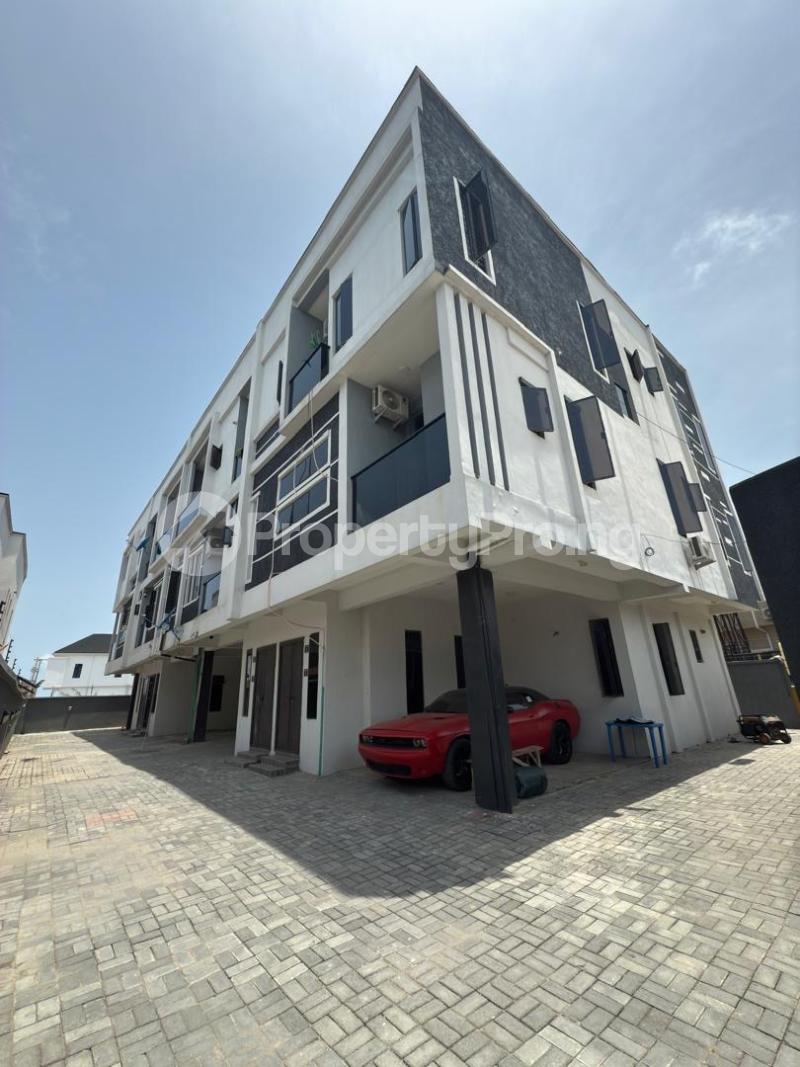 4 bedroom House for sale Ologolo Lekki Lagos
